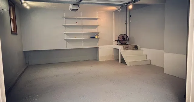 $629,900 | 8 Longview Avenue, Webster, MA 01570