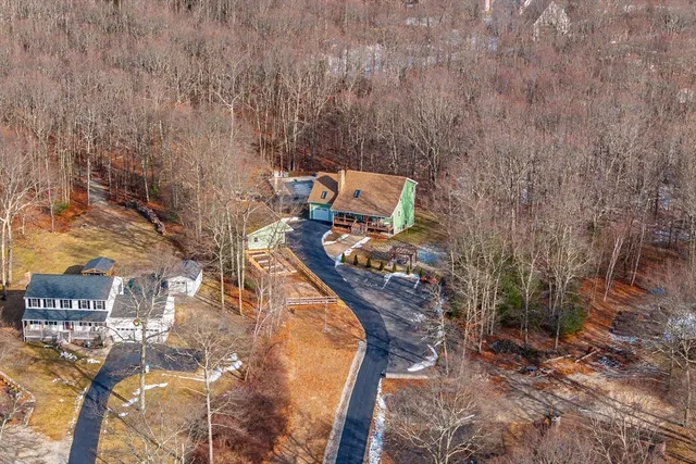 $629,900 | 8 Longview Avenue, Webster, MA 01570