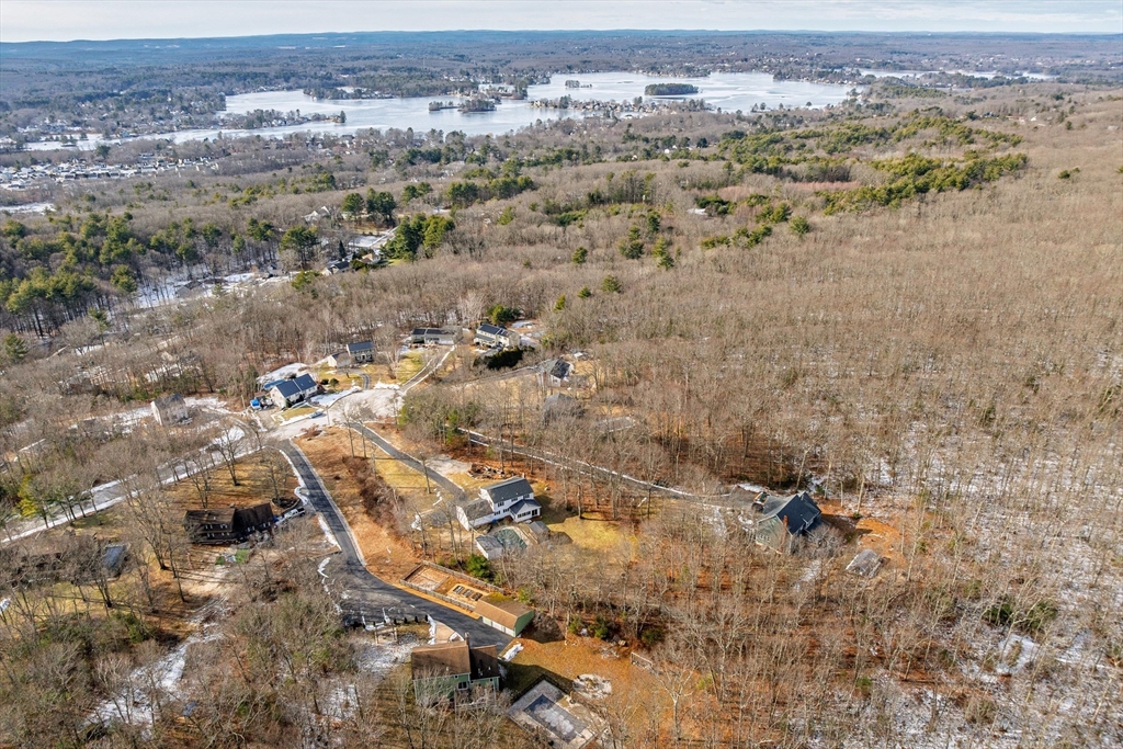 8 Longview Avenue Webster, MA 01570 - Photo 10 of 41