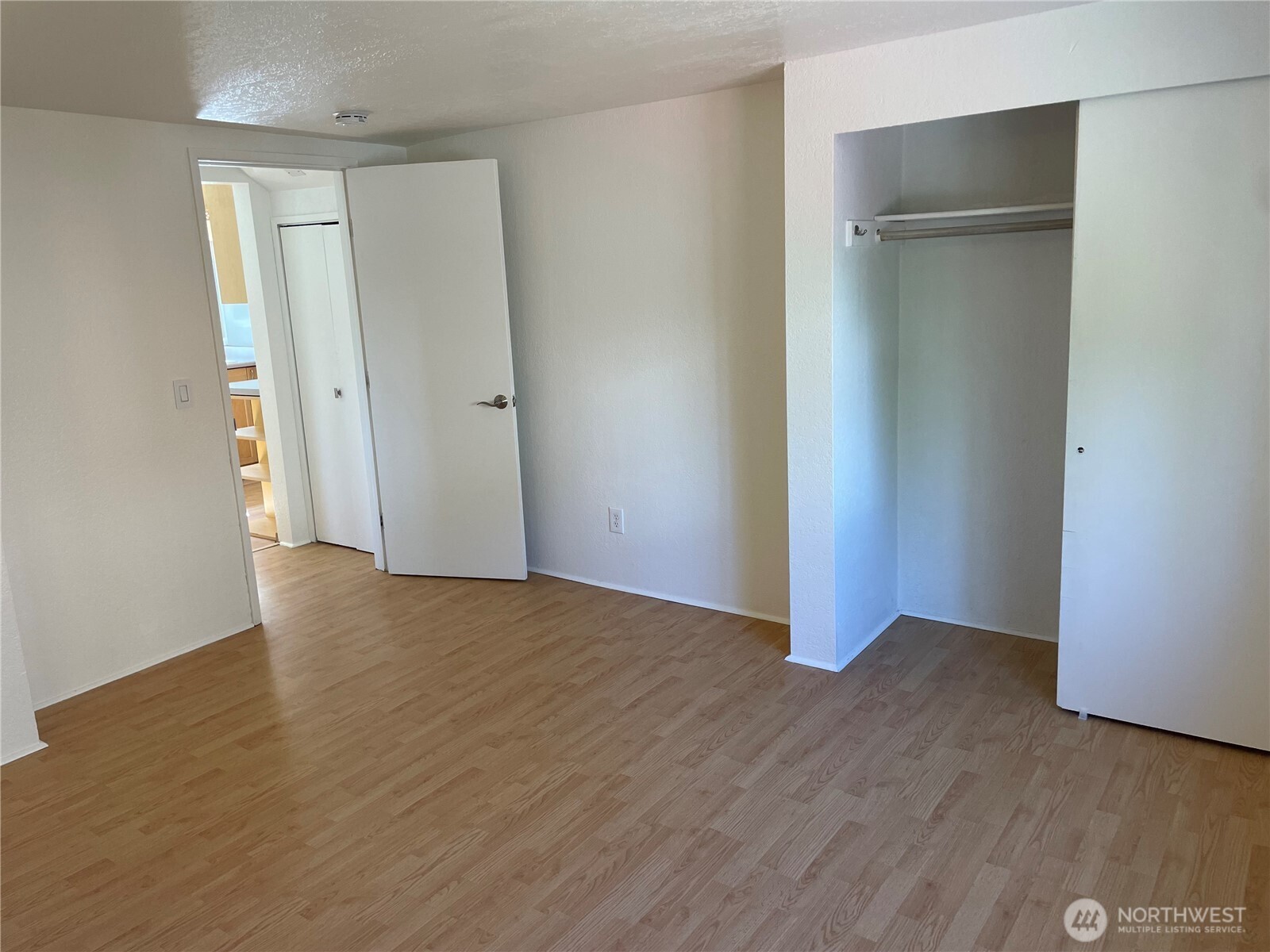 1007 22nd Street Bellingham, WA 98225 - Photo 13 of 31