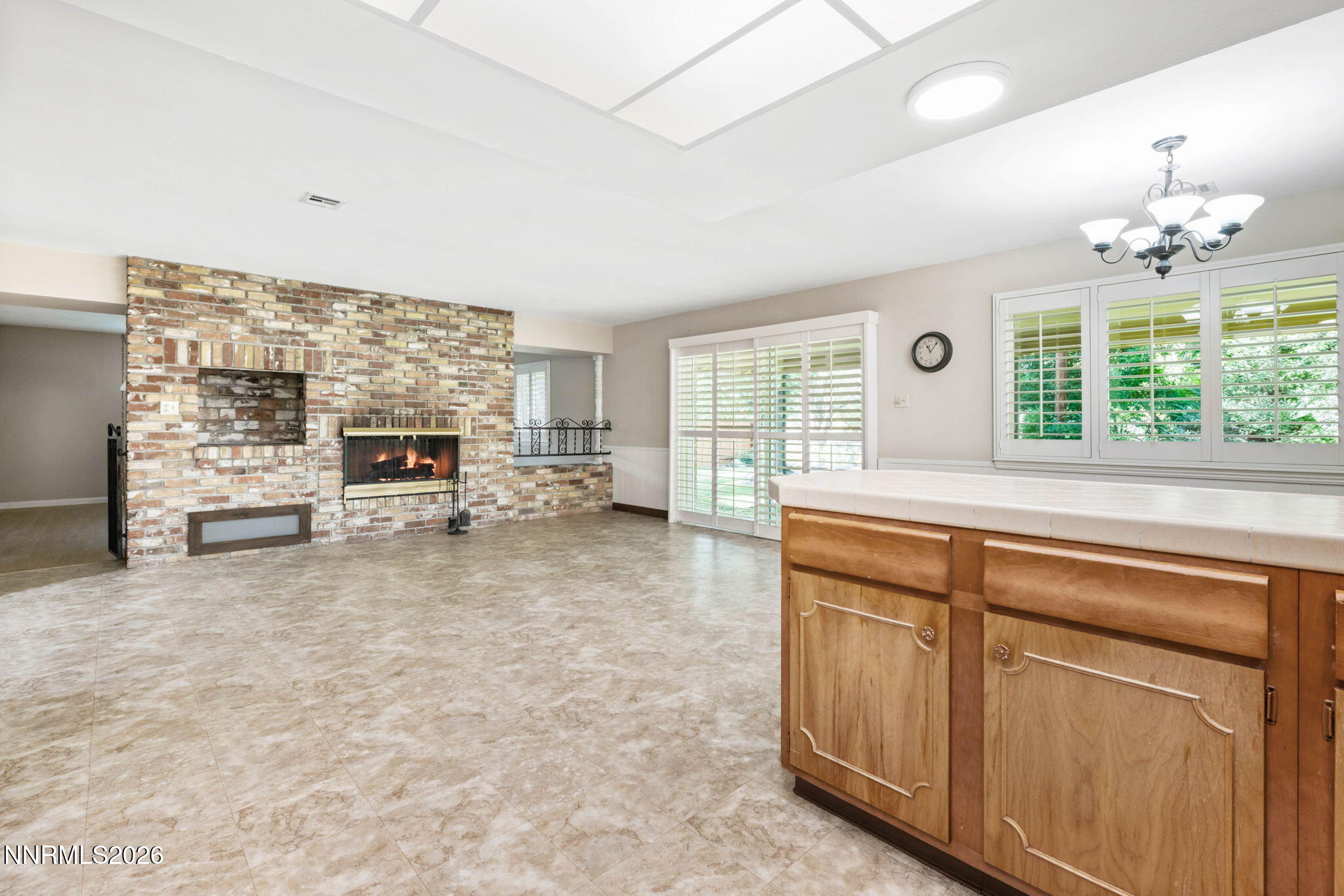 3015 Idlewild Drive Reno, NV 89509 - Photo 9 of 40 20-web-or-mls-DSC_5956