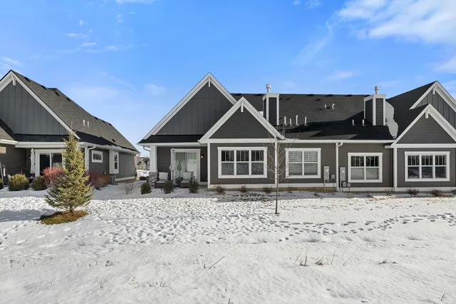 $435,000 | 13701 Brookside Path, Rosemount, MN 55068