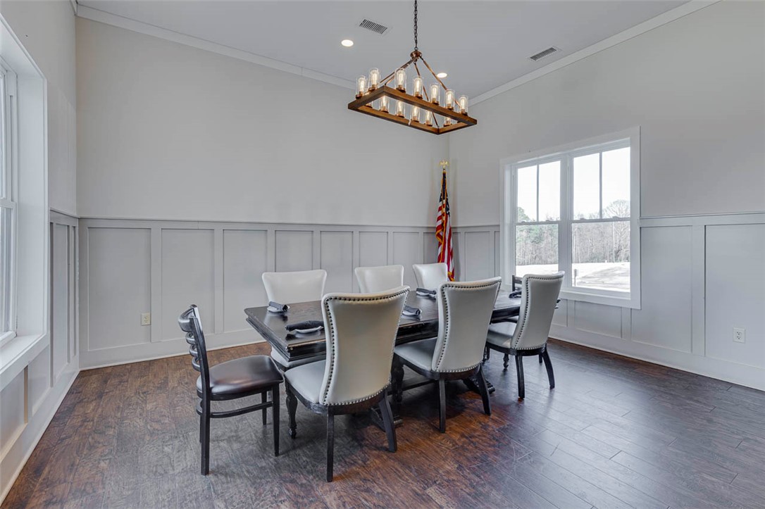 203 Snead Lane Westminster, SC 29693 - Photo 32 of 45 Elegant dining