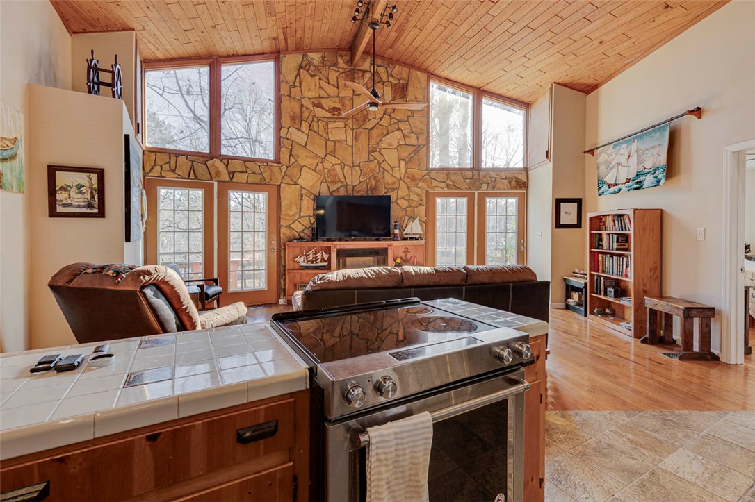 203 Snead Lane Westminster, SC 29693 - Photo 5 of 45 Open concept