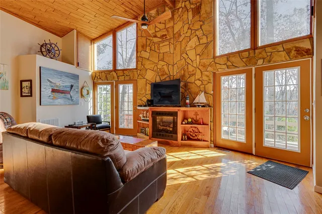 $269,000 | 203 Snead Lane, Westminster, SC 29693