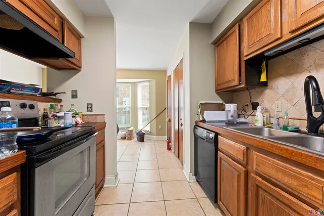 $115,000 | 1747 South Brightside View Drive, Unit C, Baton Rouge, LA 70820