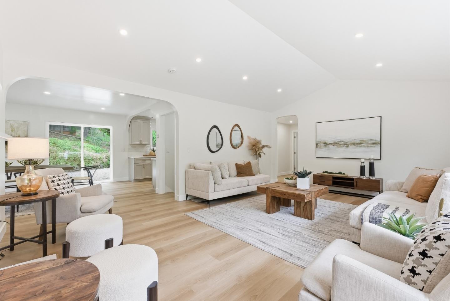731 Crystal Springs Road San Mateo, CA 94402 - Photo 4 of 33