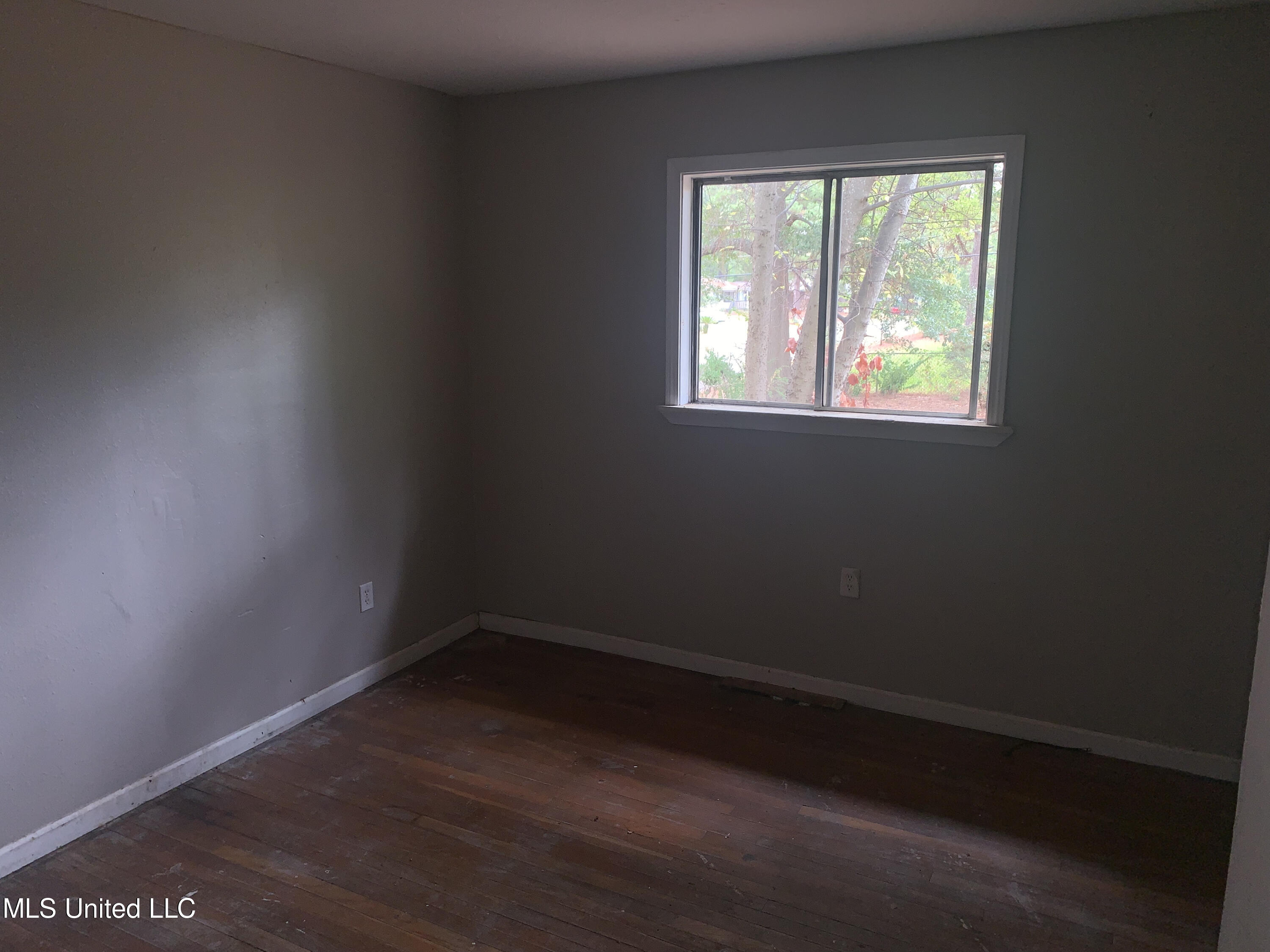 905 Raymond Road Jackson, MS 39204 - Photo 6 of 8 IMG_4126