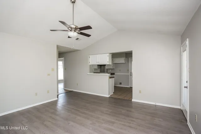 $1,655 | 10662 Oak Leaf Drive, Olive Branch, MS 38654