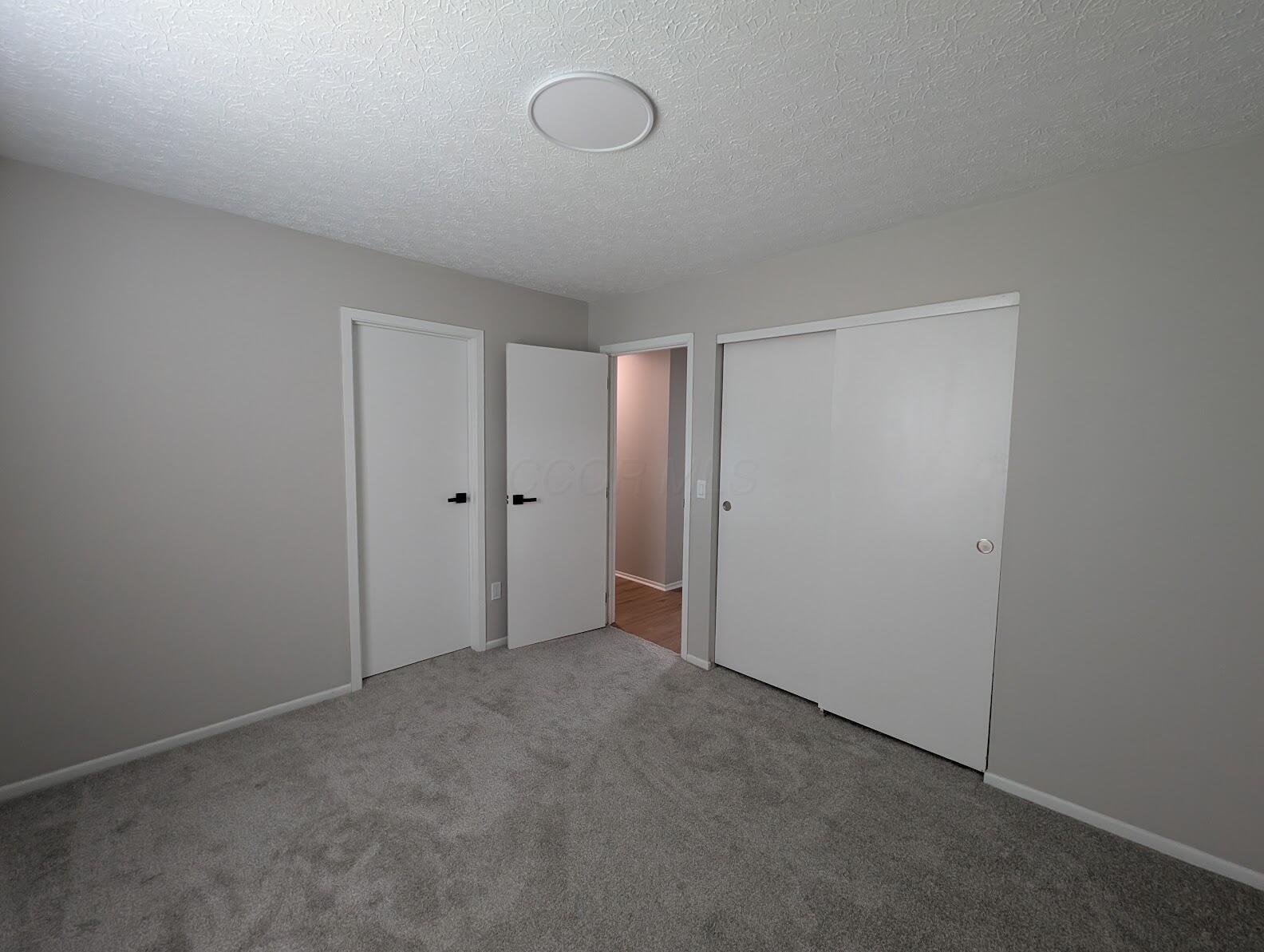 3815 Petzinger Road Columbus, OH 43232 - Photo 17 of 34 PXL_20260923_190223960