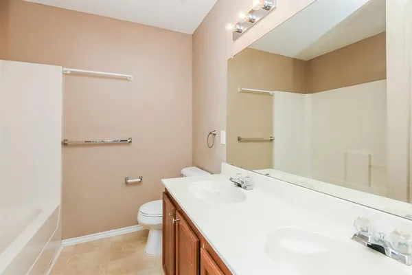 $2,300 | 1301 Anna Lea Lane, Burleson, TX 76028