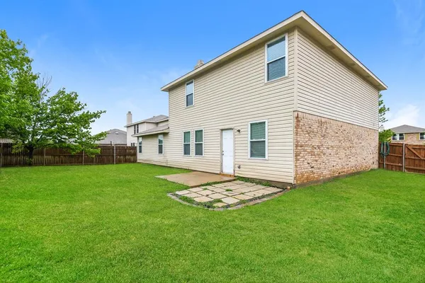 $2,300 | 1301 Anna Lea Lane, Burleson, TX 76028