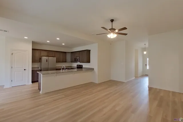 $1,740 | 121 Salvat Drive, Lafayette, LA 70507