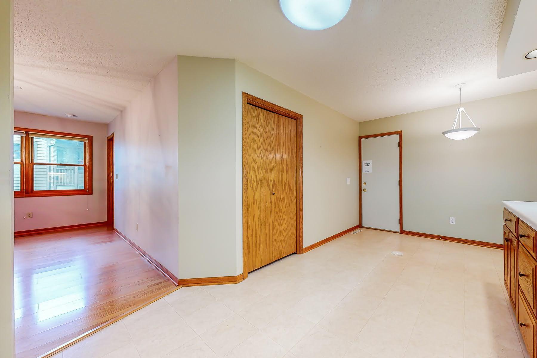 79 Conner Circle Southwest Rochester, MN 55902 - Photo 10 of 25