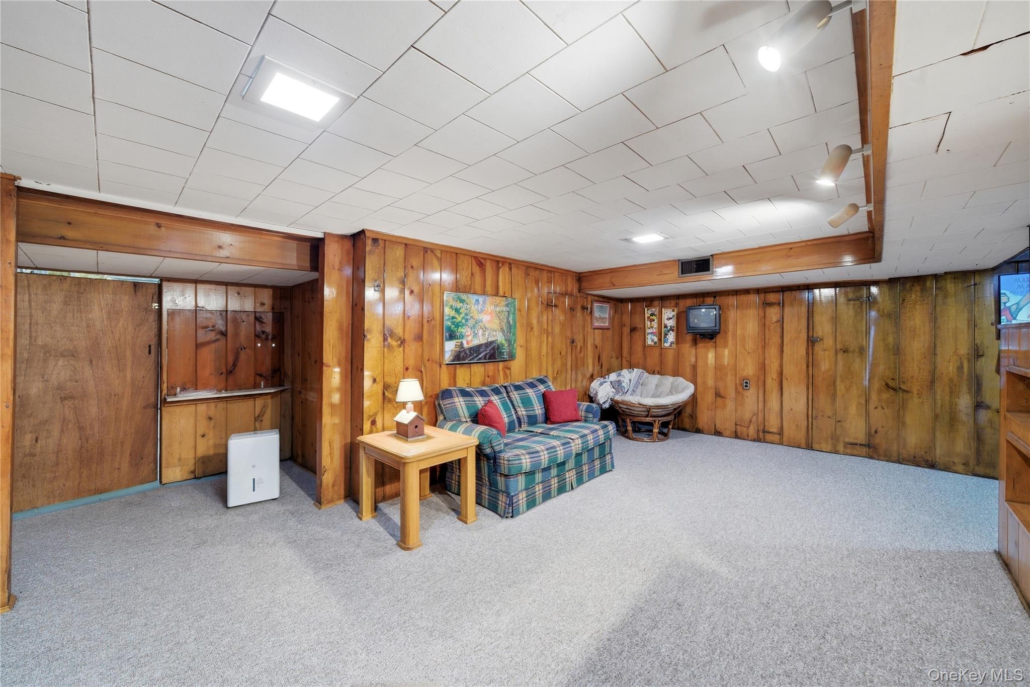 56 Wood Avenue Amityville, NY 11701 - Photo 28 of 45