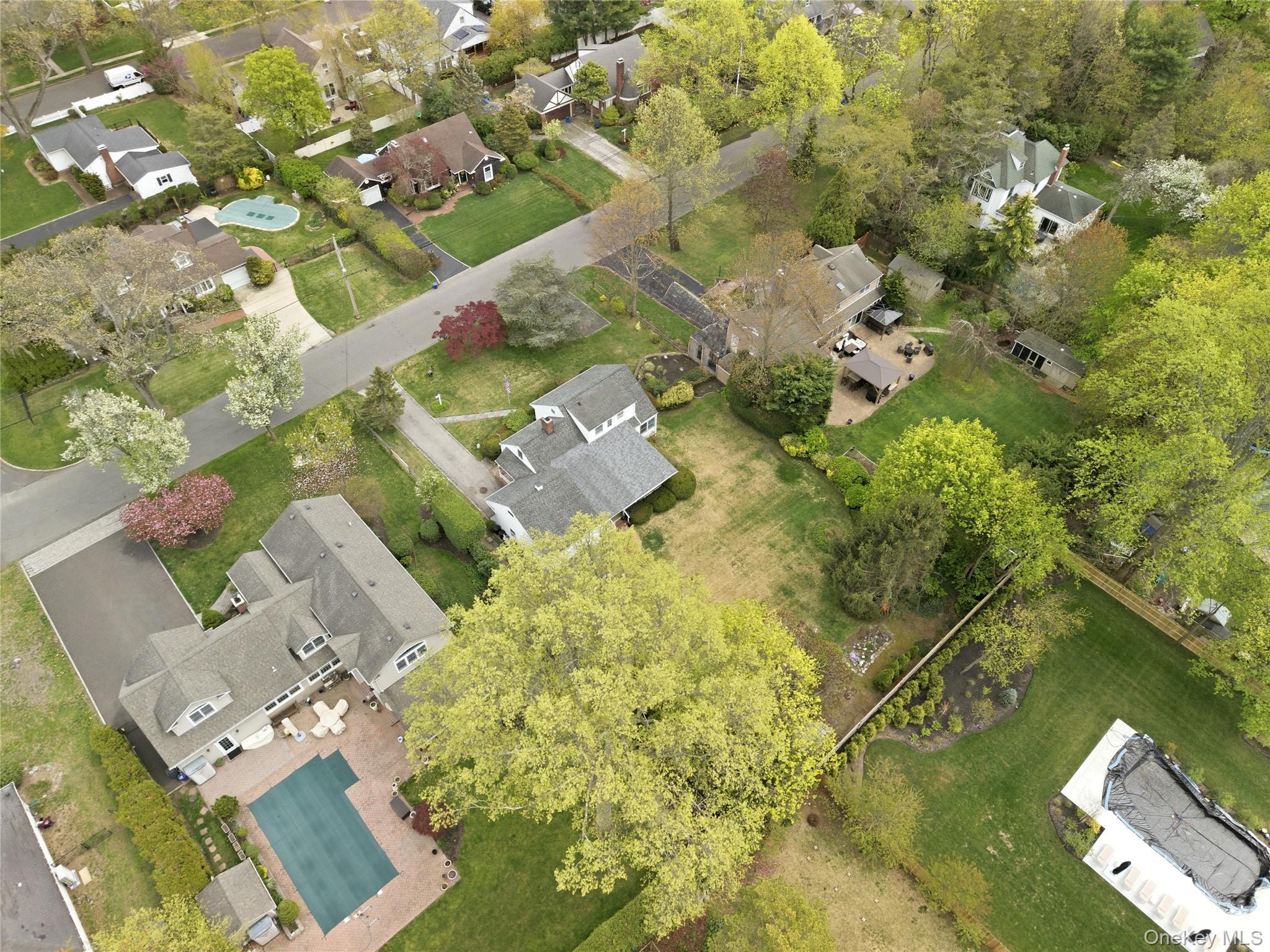 56 Wood Avenue Amityville, NY 11701 - Photo 37 of 45