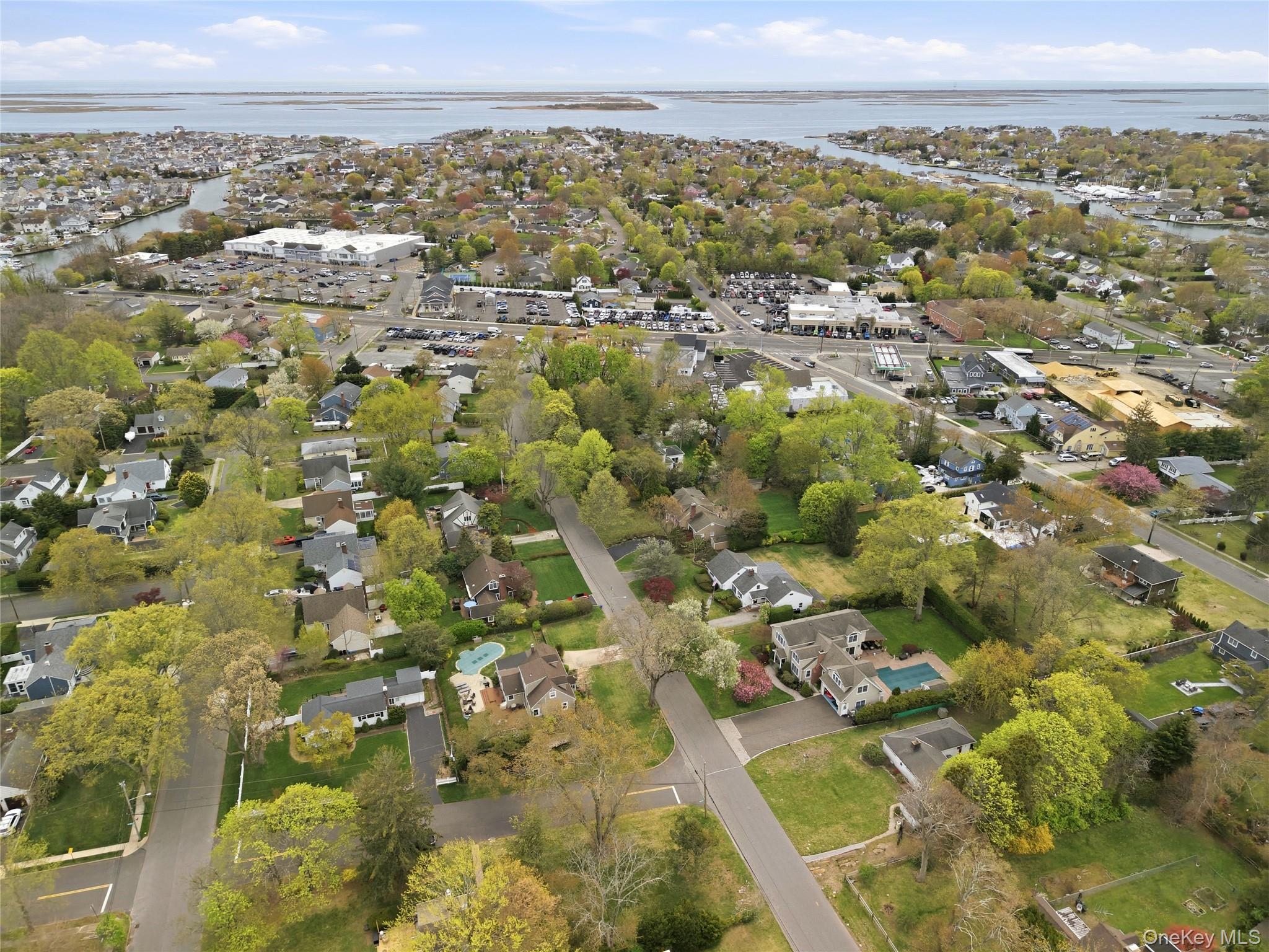 56 Wood Avenue Amityville, NY 11701 - Photo 43 of 45