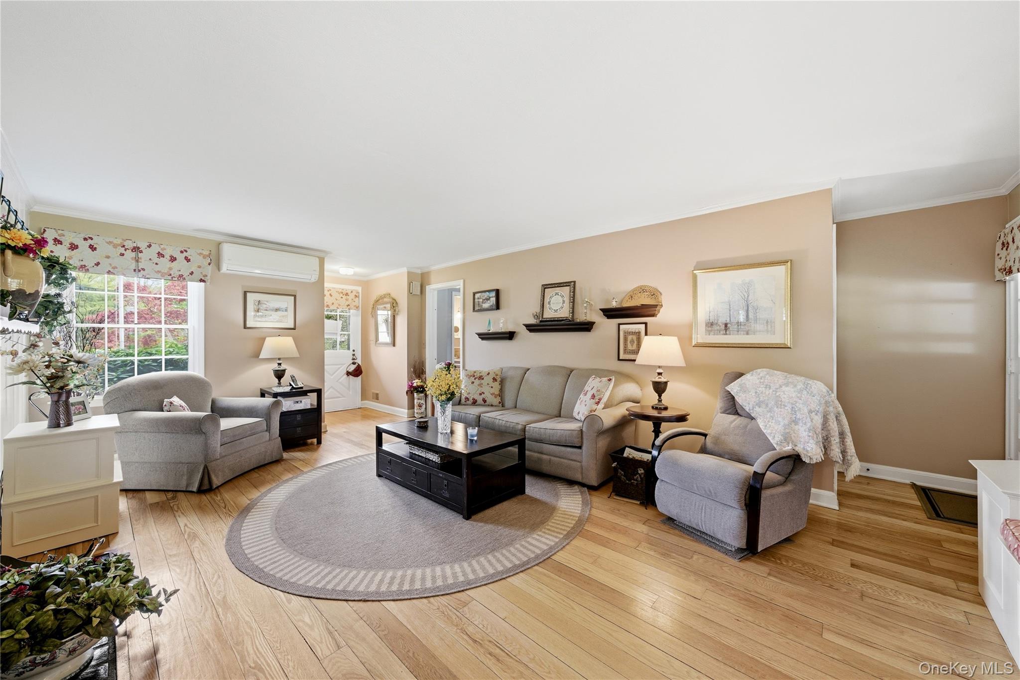 56 Wood Avenue Amityville, NY 11701 - Photo 6 of 45