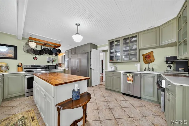 $825,000 | 5596 Walnut Street, Augusta, MO 63332