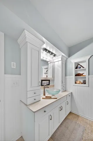 $825,000 | 5596 Walnut Street, Augusta, MO 63332