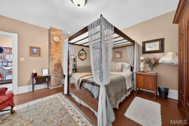 $825,000 | 5596 Walnut Street, Augusta, MO 63332