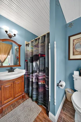 $825,000 | 5596 Walnut Street, Augusta, MO 63332