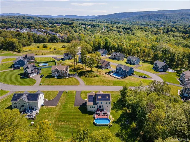 $705,000 | 13 Hopkins Court, Washingtonville, NY 10992