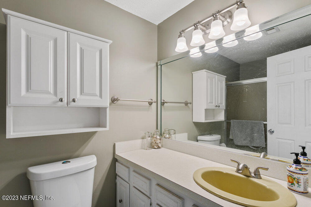 3018 Ruddy Lane Middleburg, FL 32068 - Photo 11 of 34 009_3018_ruddy_ln_9