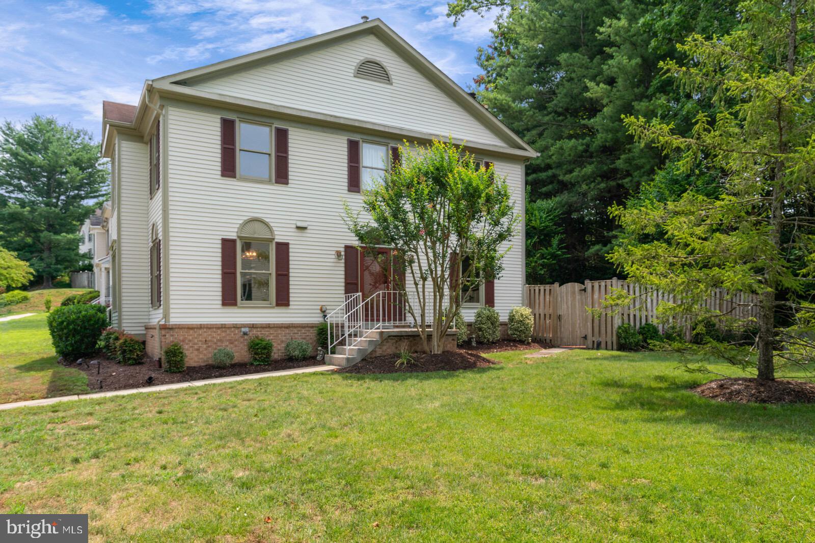7271 Olde Lantern Way Springfield, VA 22152 - Photo 1 of 44 Welcome to 7271 Old Lantern Way
