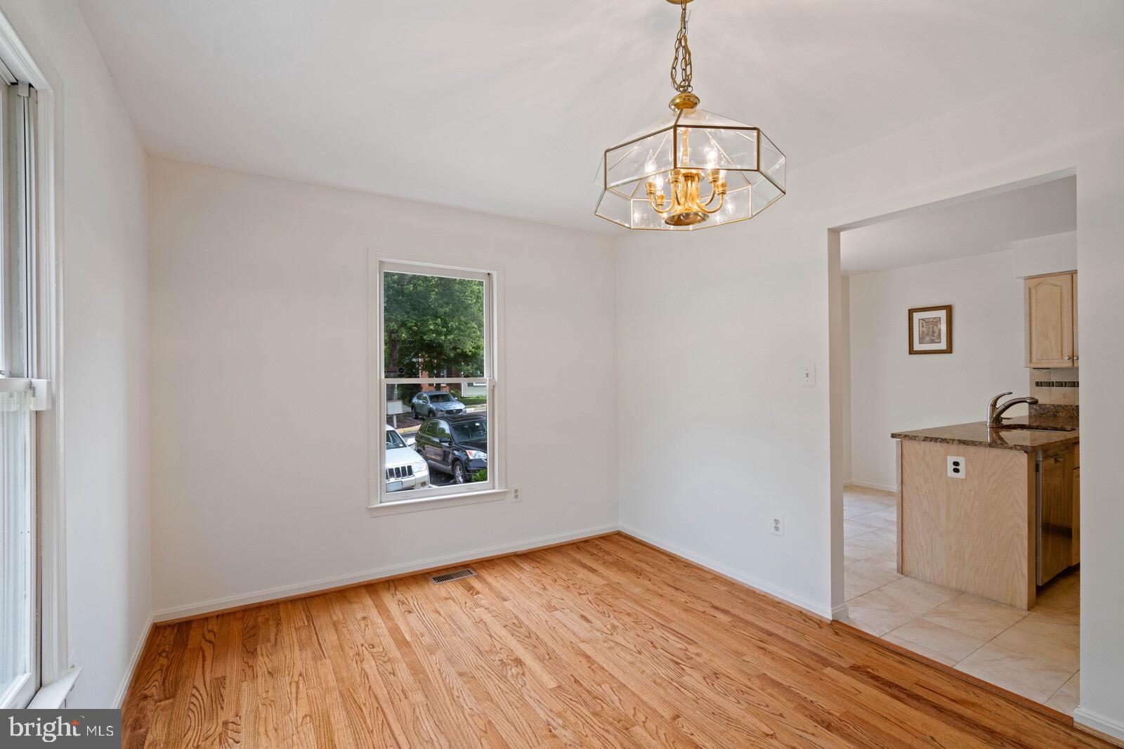 7271 Olde Lantern Way Springfield, VA 22152 - Photo 12 of 44 Dining Room