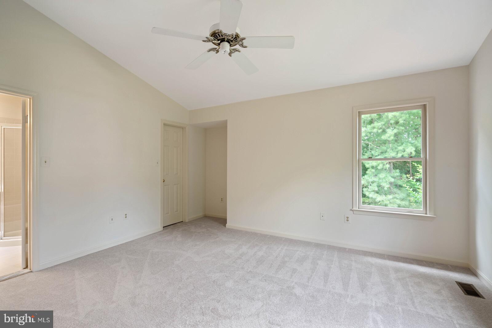 7271 Olde Lantern Way Springfield, VA 22152 - Photo 26 of 44 Gallery Image 26