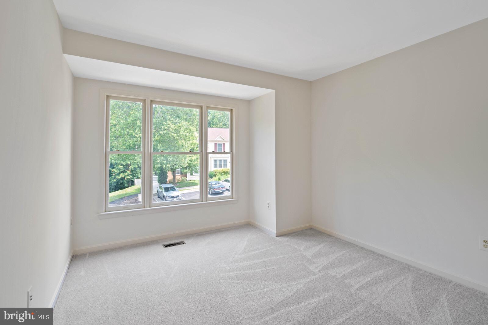 7271 Olde Lantern Way Springfield, VA 22152 - Photo 33 of 44 Bedroom 3