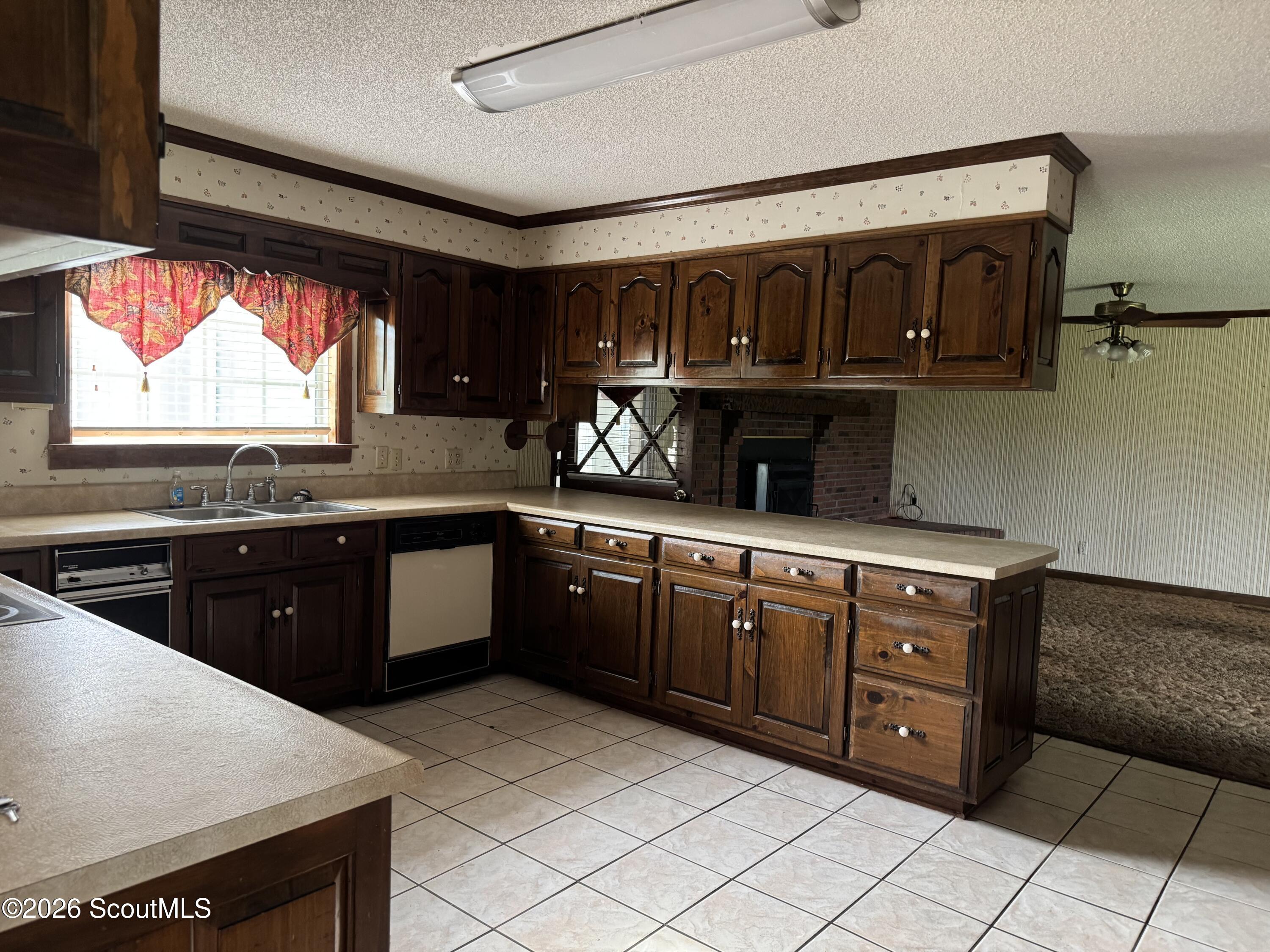 259 Quail Ridge Douglas, GA 31533 - Photo 14 of 43 IMG_1207