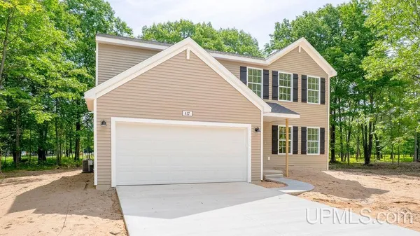 $379,900 | 417 25th Street, Gladstone, MI 49837
