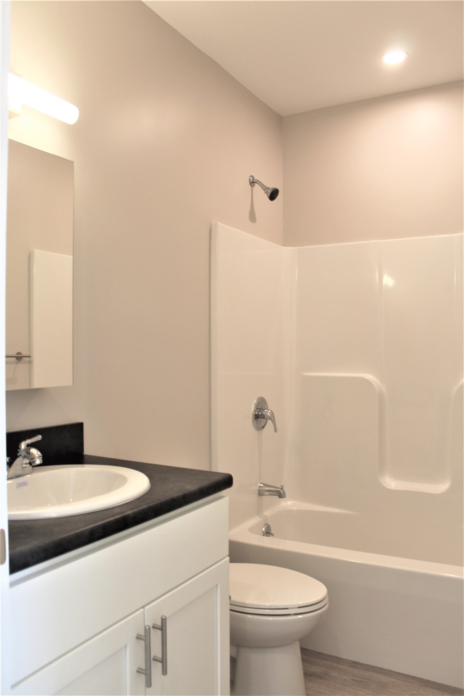 540 Chestnut Street, Unit 11 Manchester, NH 03101 - Photo 12 of 13