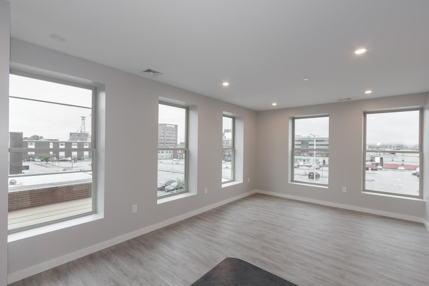 540 Chestnut Street, Unit 11 Manchester, NH 03101 - Photo 5 of 13