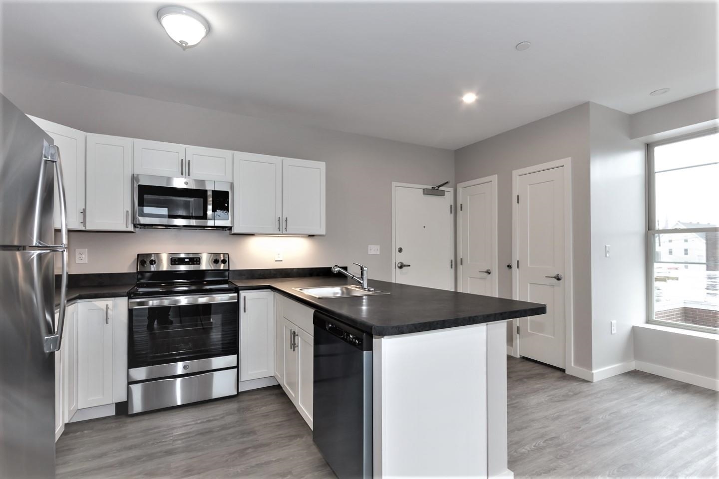 540 Chestnut Street, Unit 11 Manchester, NH 03101 - Photo 6 of 13