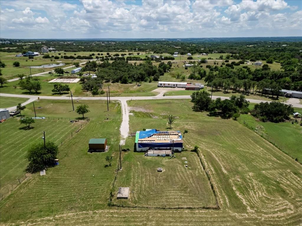 108 Lelon Lane Springtown, TX 76082 - Photo 7 of 20