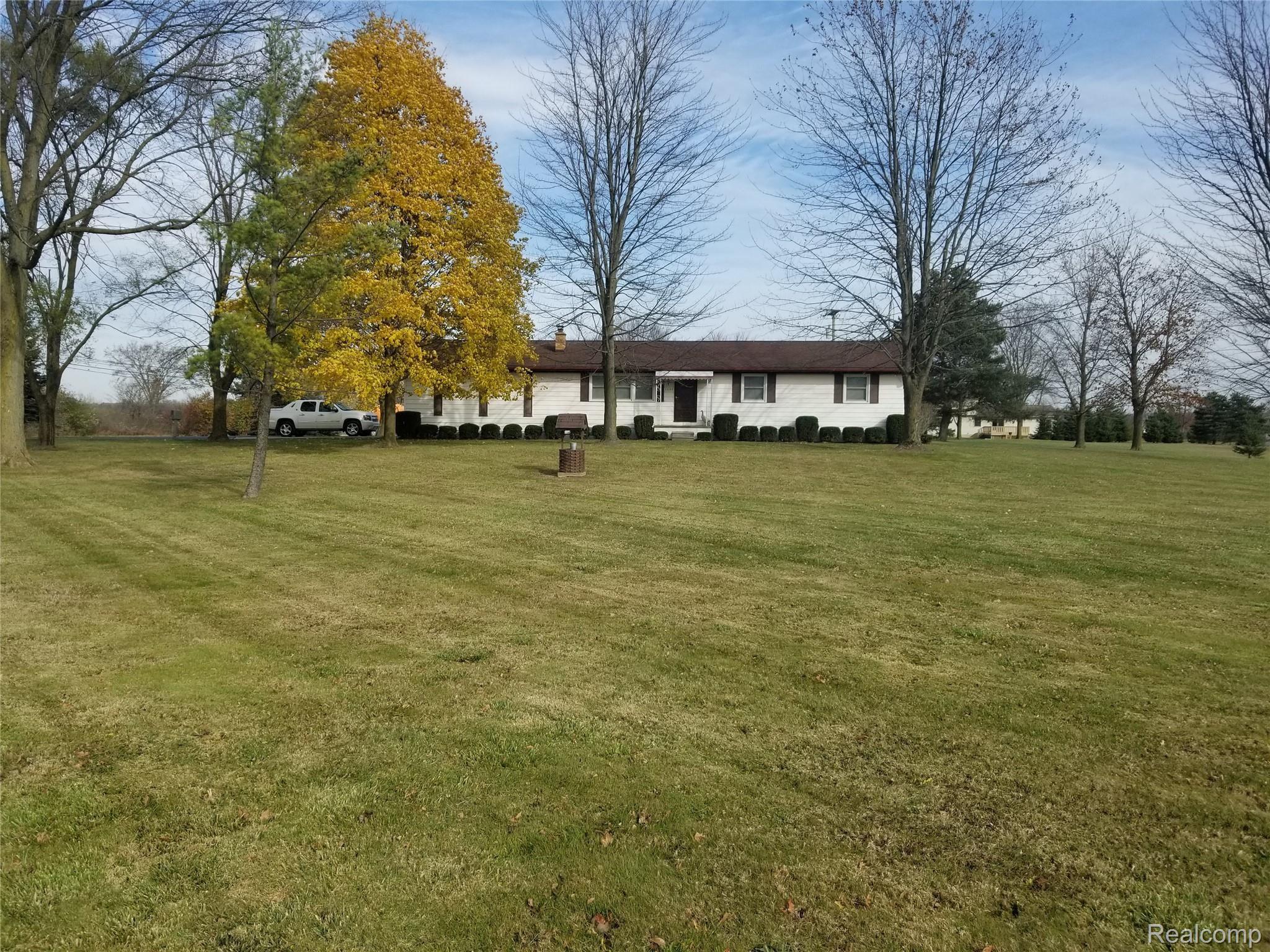 5888 Rattle Run Road St. Clair, MI 48079 - Photo 10 of 44 20201105_115057.jpg
