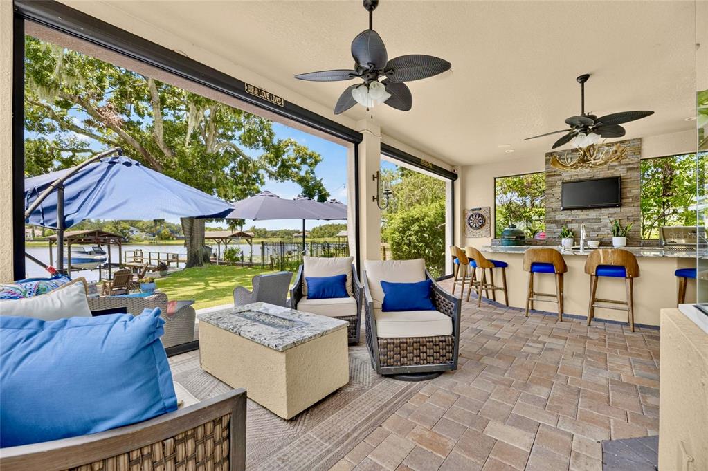 303 West Chapman Road Tampa, FL 33613 - Photo 46 of 49 Gallery Image 46