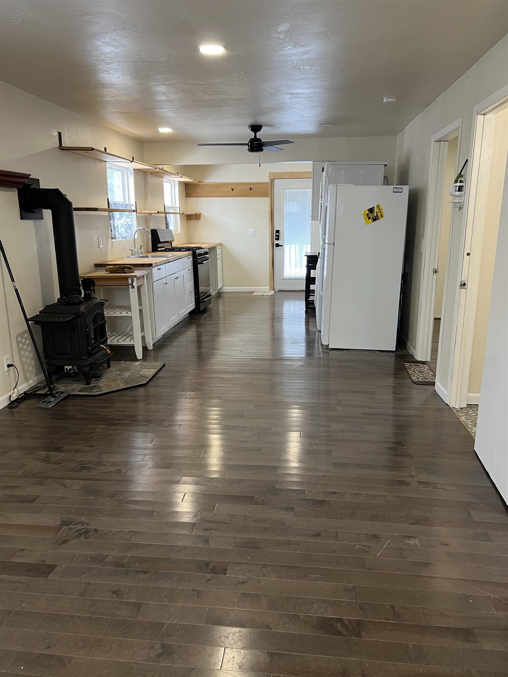 E1592 Murray Lane Waupaca, WI 54981 - Photo 8 of 14