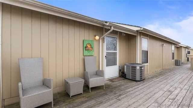 $289,500 | 2500 Bay Point Lane, Unit 643, Osage Beach, MO 65065