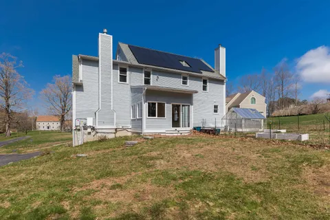 $875,000 | 1 Surrey Lane, Durham, NH 03824