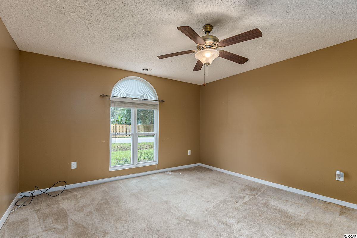 137 Colonial Circle Murrells Inlet, SC 29576 - Photo 16 of 28