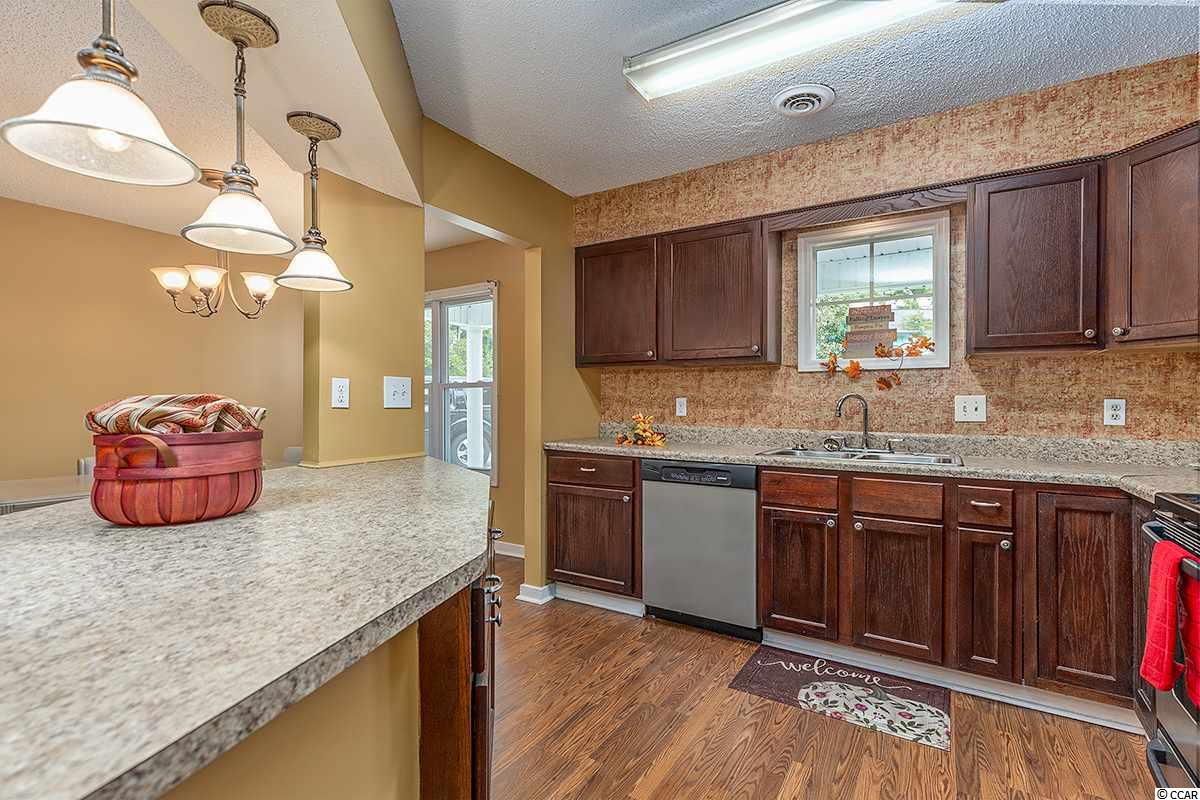 137 Colonial Circle Murrells Inlet, SC 29576 - Photo 10 of 28