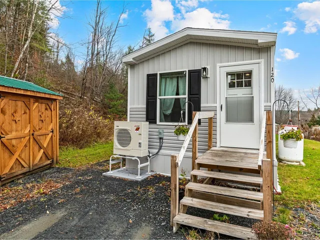 $149,900 | 120 Bennington Drive, Berlin, VT 05602