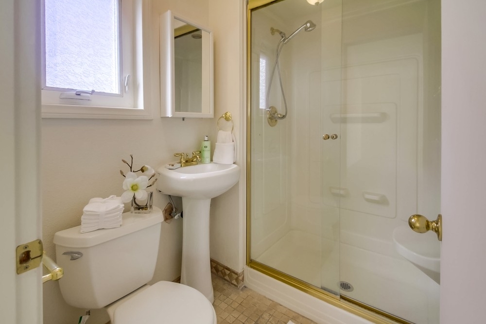 23668 Country Villa Road Ramona, CA 92065 - Photo 16 of 25 Gallery Image 16