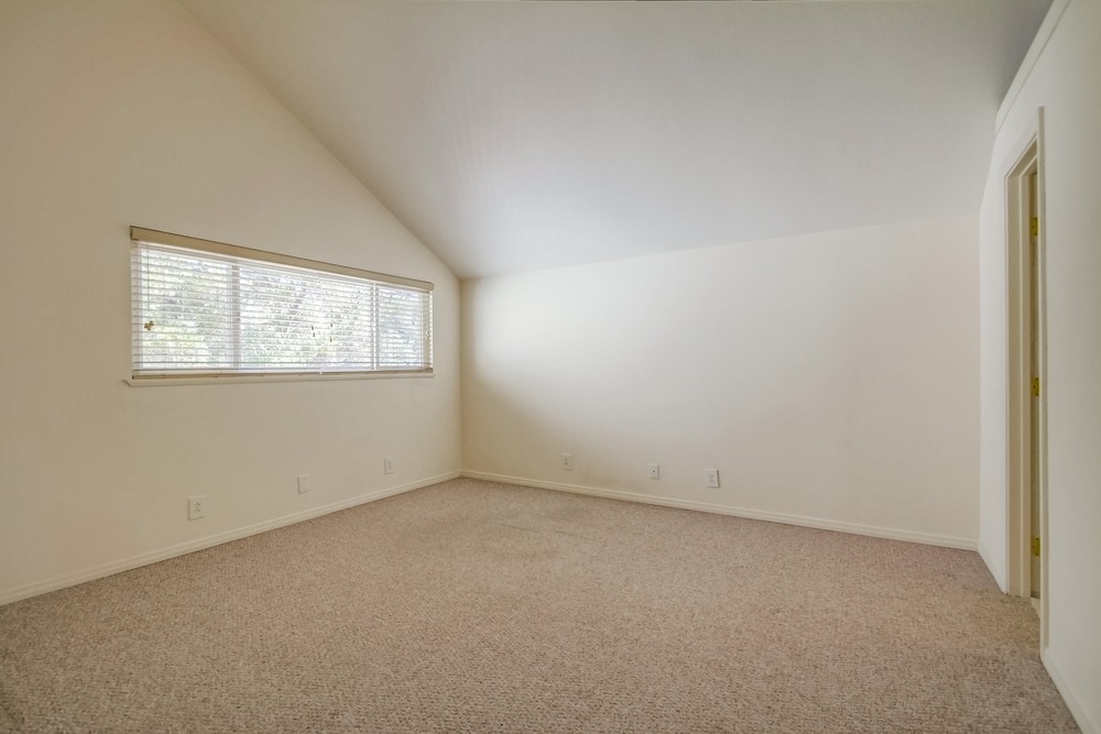 23668 Country Villa Road Ramona, CA 92065 - Photo 17 of 25 Gallery Image 17