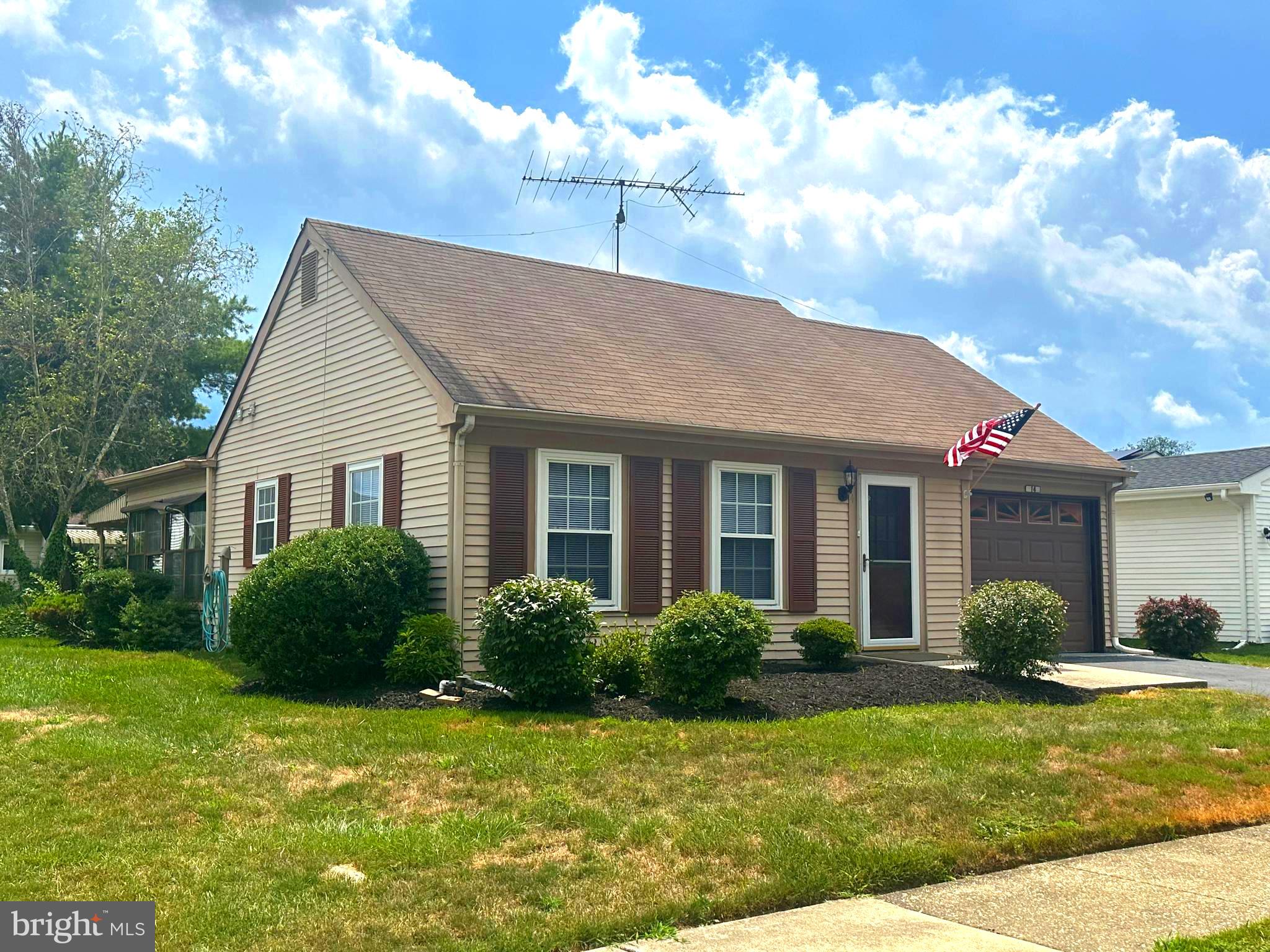 14 Narberth Place Southampton, NJ 08088 - Photo 5 of 33 a view of a house with backyard and garden