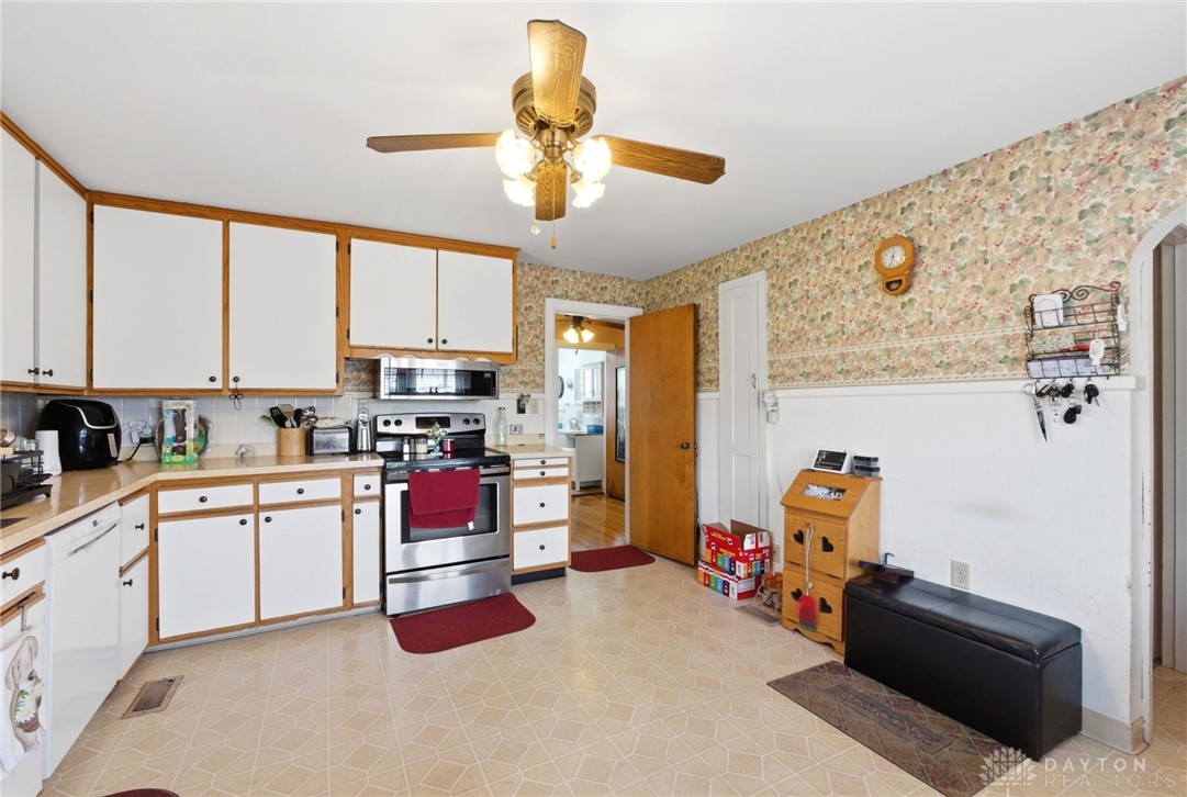 1431 Upper Bellbrook Road Xenia, OH 45385 - Photo 13 of 49